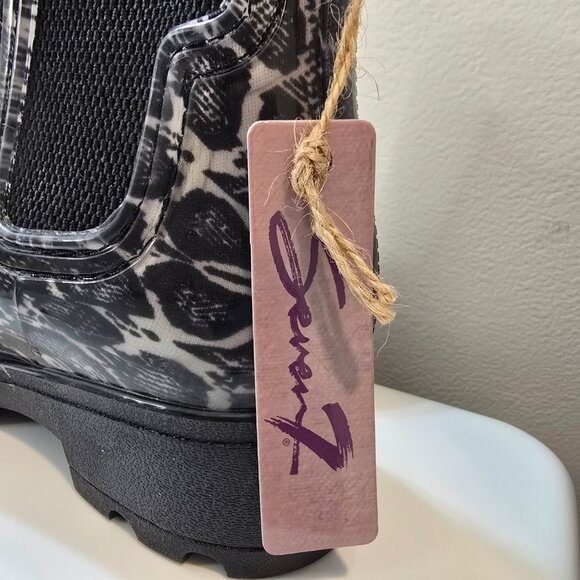 Seven7 | Black Snake Print Halifax Chelsea Rain Boots - Black and Gray - Picture 4 of 6